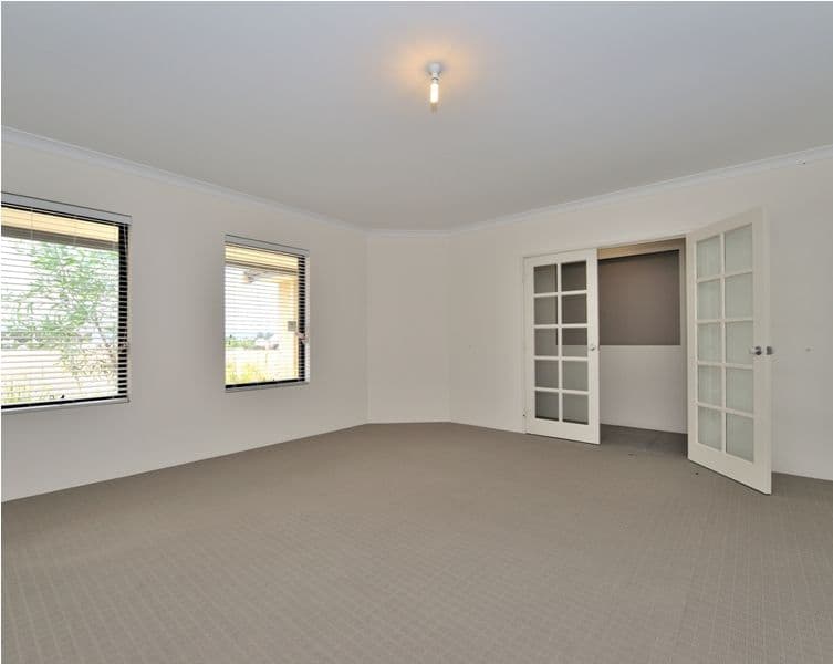 5 Tondoon Bend, AVELEY WA 6069, Aveley - Thumbnail 2