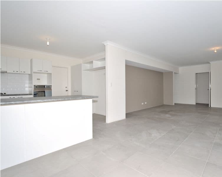 5 Tondoon Bend, AVELEY WA 6069, Aveley - Thumbnail 5