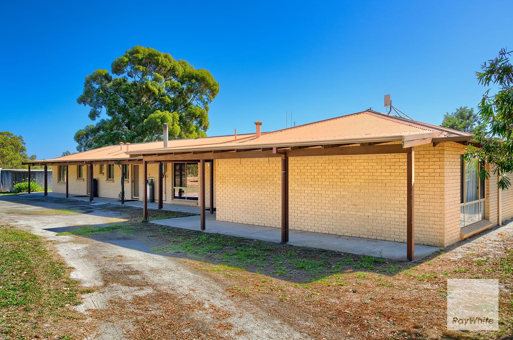 19 Silverstar Court, Millbrook WA 6330, Millbrook - Thumbnail 4