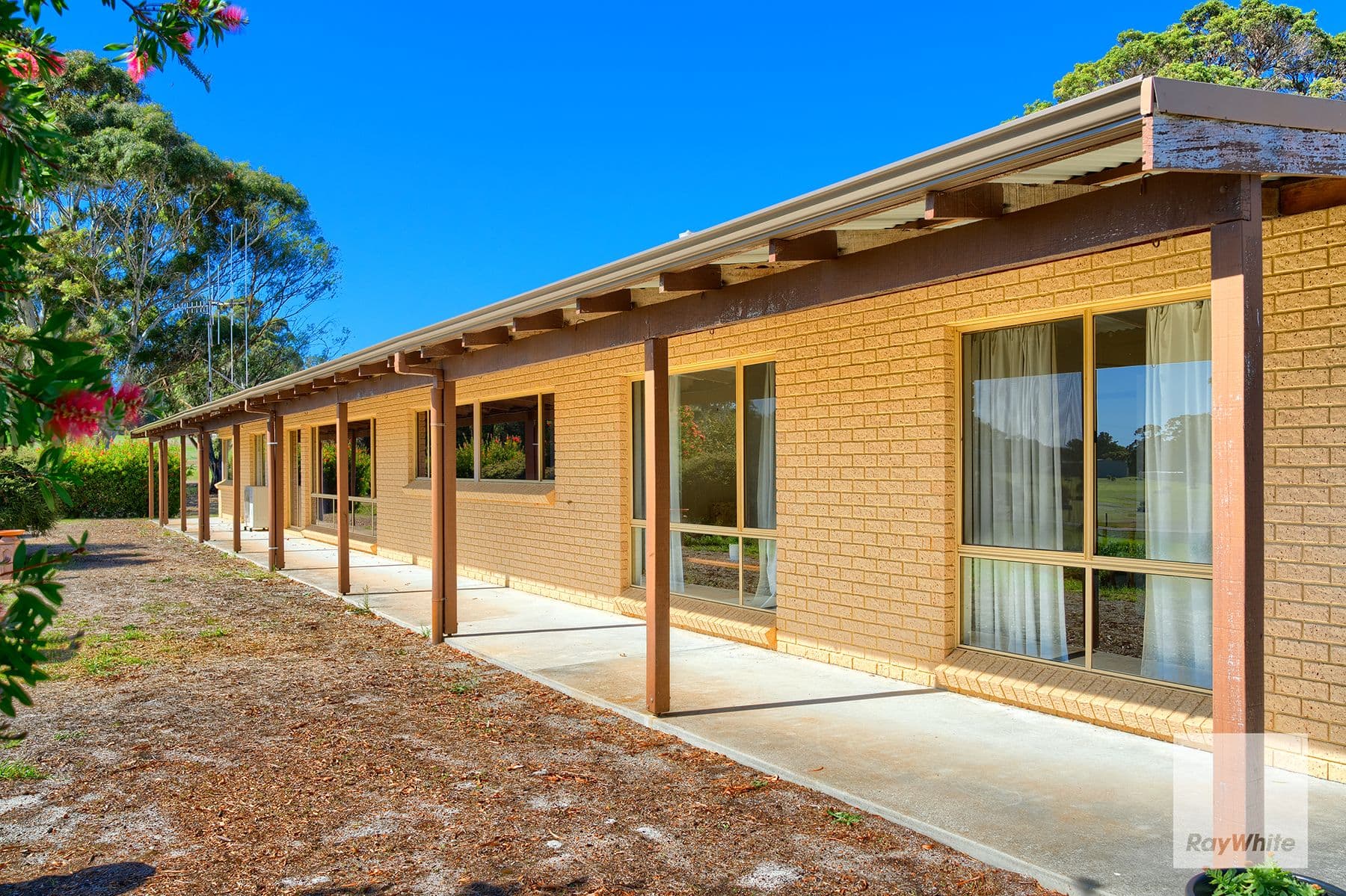 19 Silverstar Court, Millbrook WA 6330, Millbrook - Thumbnail 5
