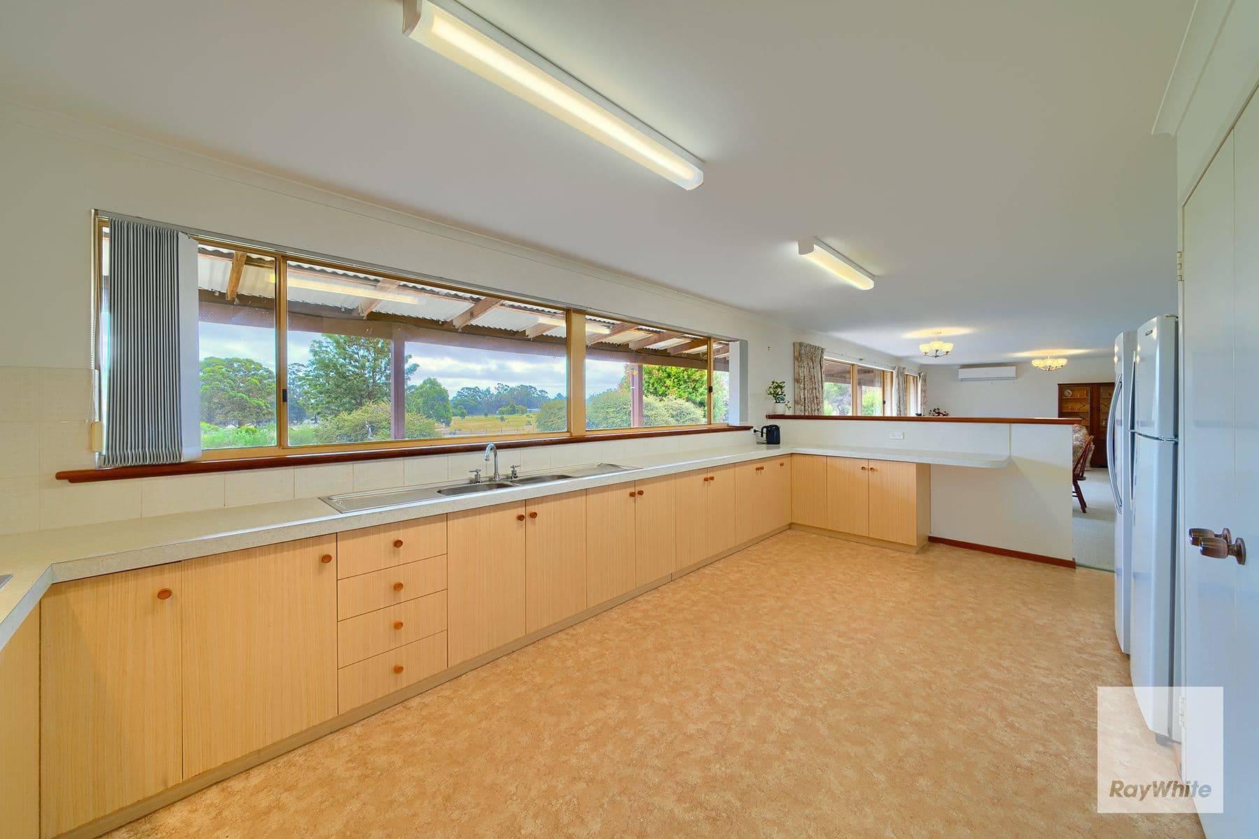 19 Silverstar Court, Millbrook WA 6330, Millbrook - Thumbnail 8