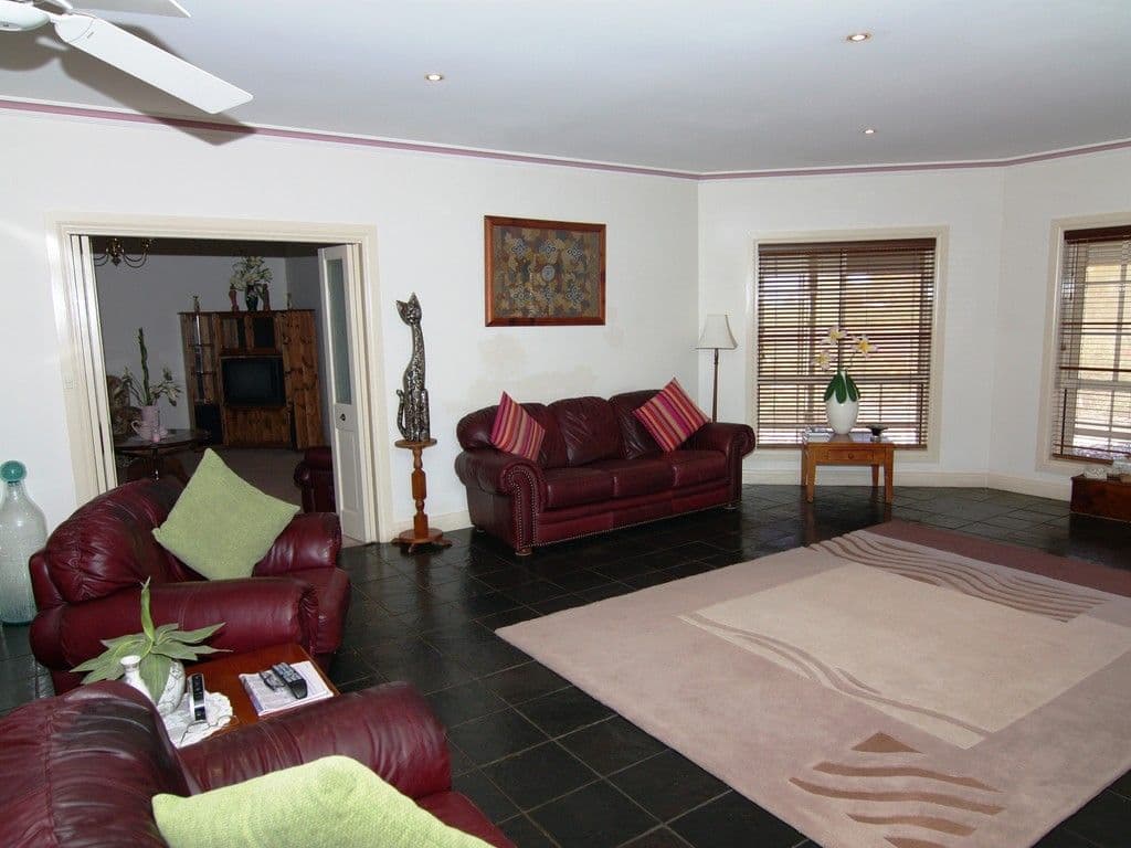 53 Chaffey Street, Renmark SA 5341, Renmark North - Thumbnail 4