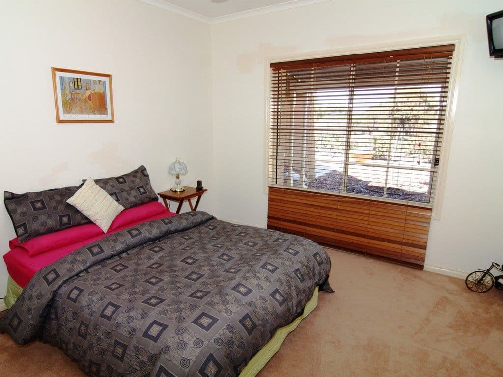 53 Chaffey Street, Renmark SA 5341, Renmark North - Thumbnail 5