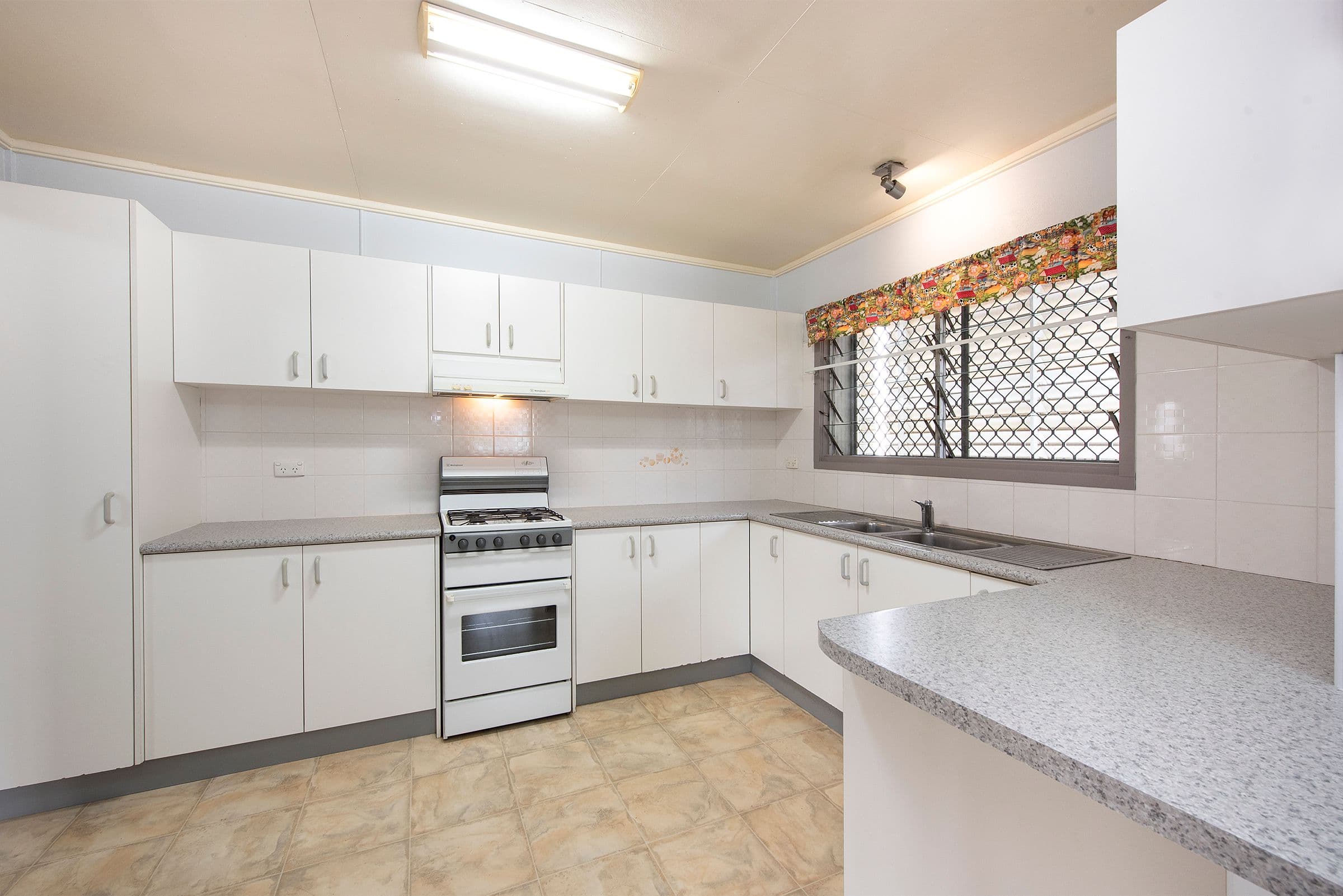 10 Timothy Court, Slacks Creek QLD 4127, Slacks Creek - Image 1