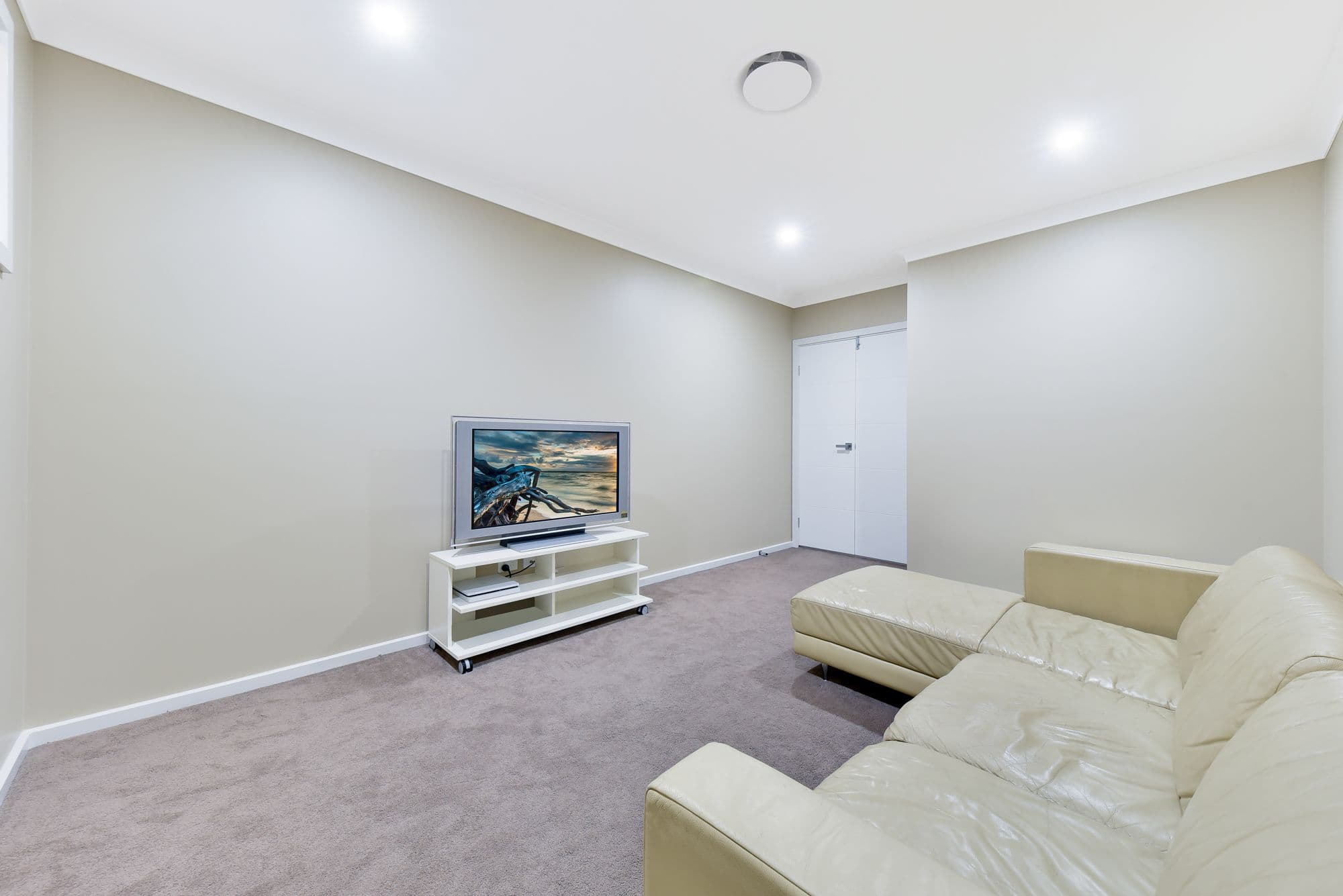 8 Ehrlich Street, Campbelltown - Thumbnail 6