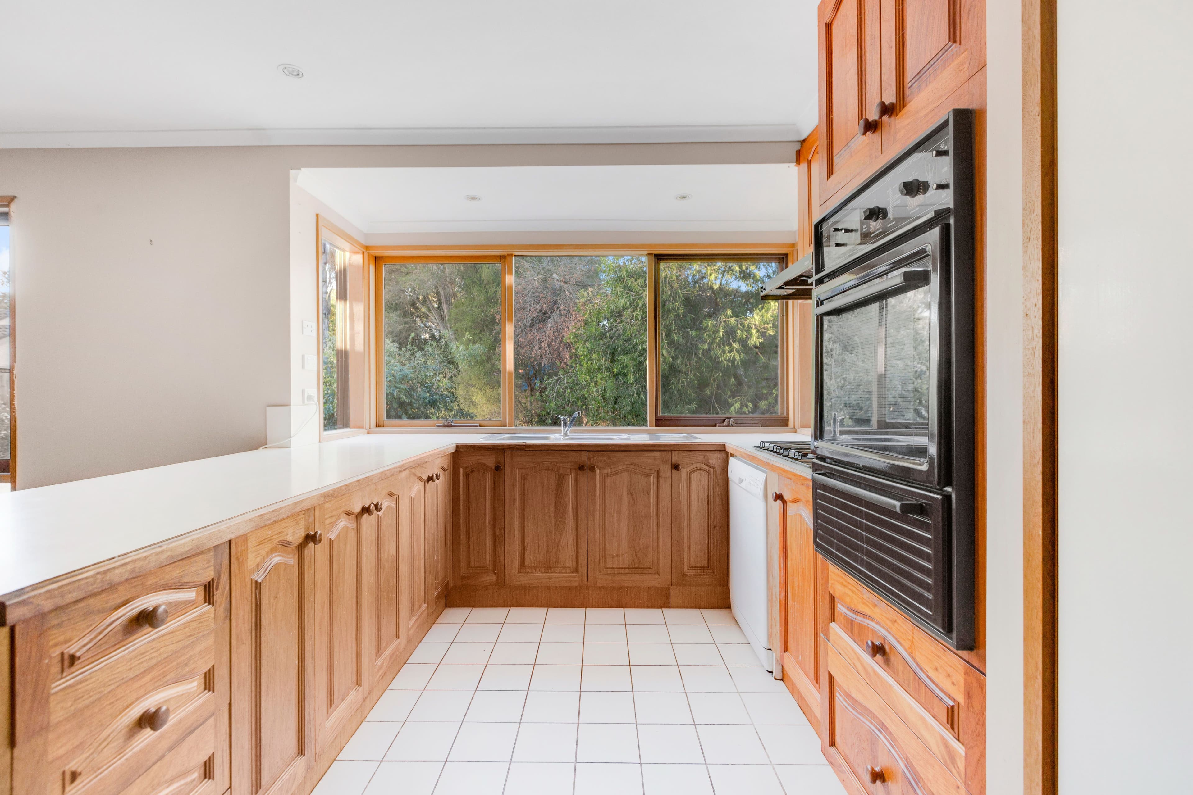 2 Millperra Court, Frankston VIC 3199, Frankston - Thumbnail 2
