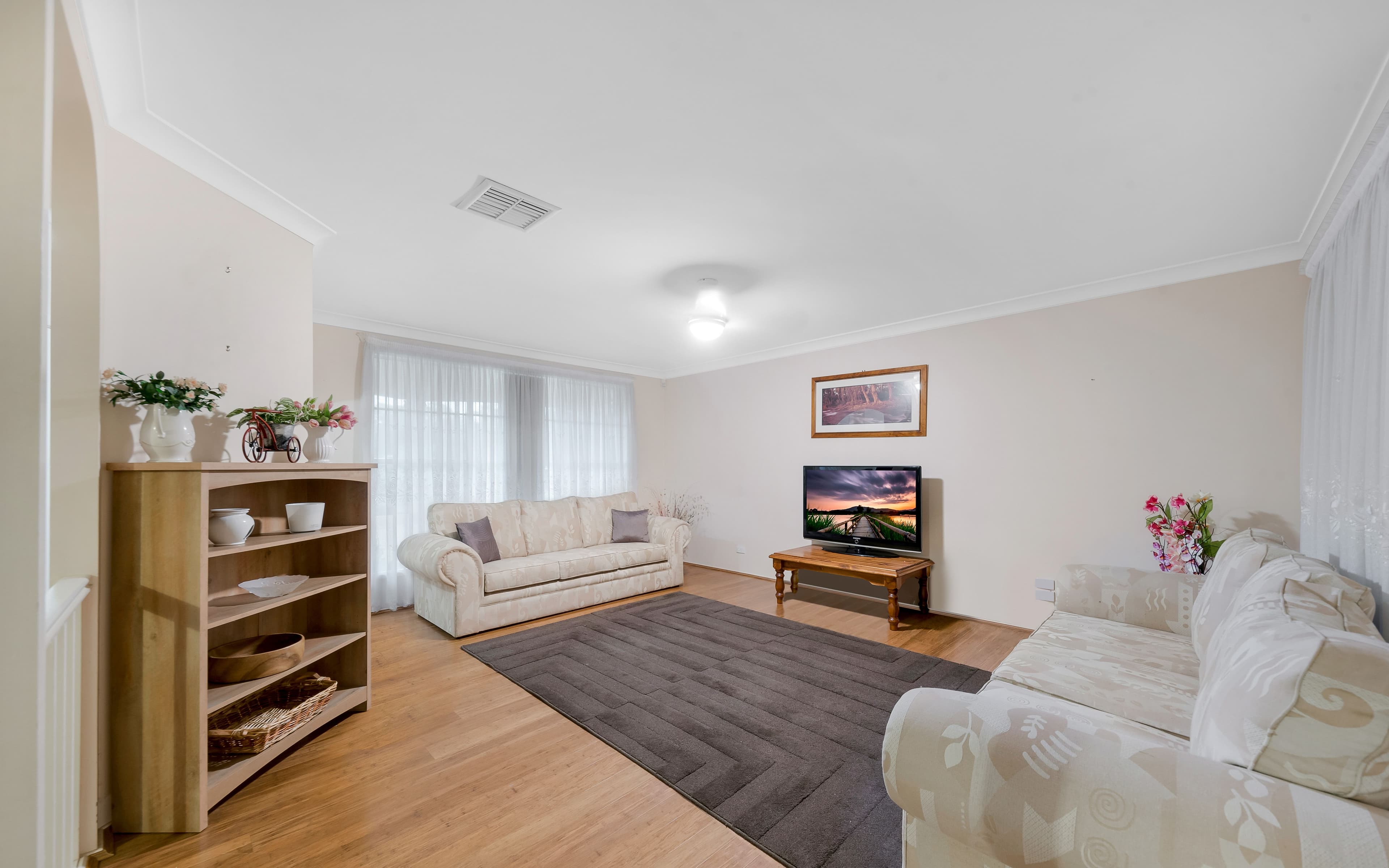 4 Oldsmobile Place, Ingleburn NSW 2565, Ingleburn - Thumbnail 3