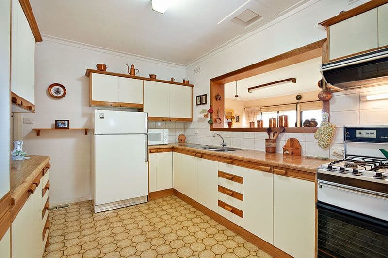 35 Rosenthal Crescent, RESERVOIR VIC 3073, Reservoir - Thumbnail 3