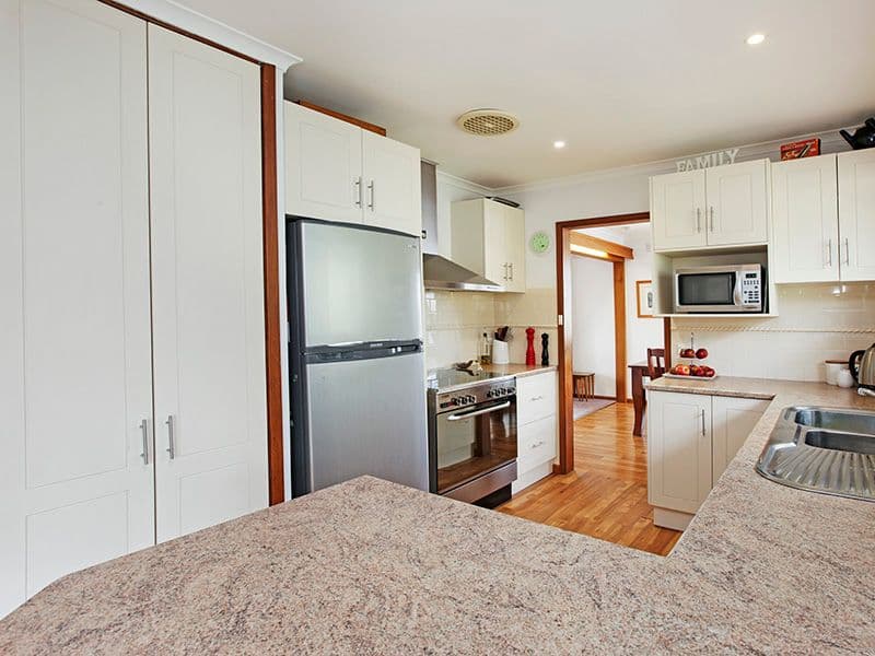 83 Laura Avenue, BELMONT VIC 3216, Belmont - Thumbnail 8