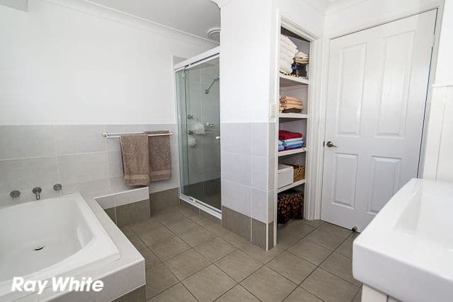 4 Cree Crescent, GREENFIELD PARK NSW 2176, Greenfield Park - Thumbnail 4