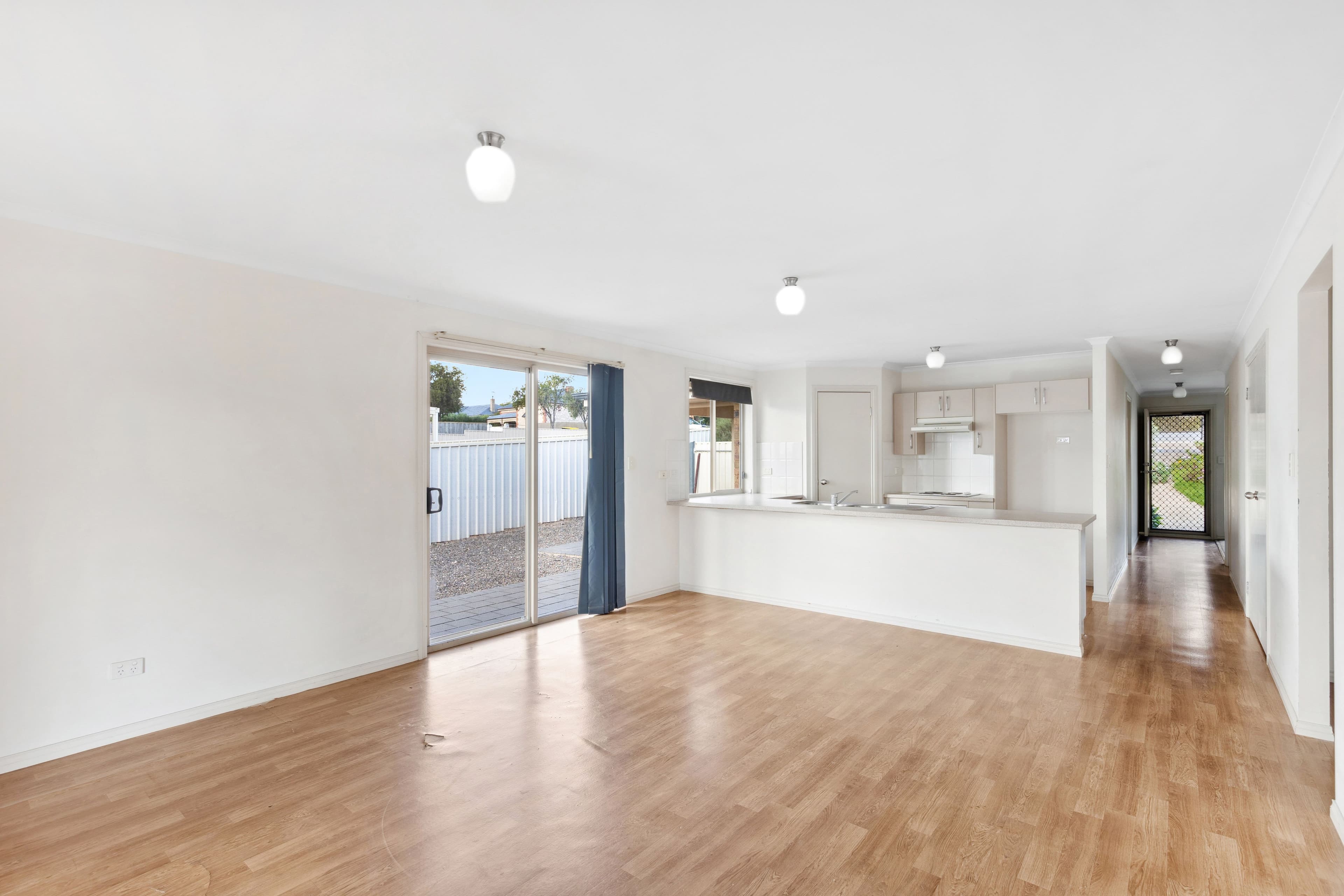 13 Caroline Street, Murray Bridge SA 5253, Murray Bridge - Thumbnail 2