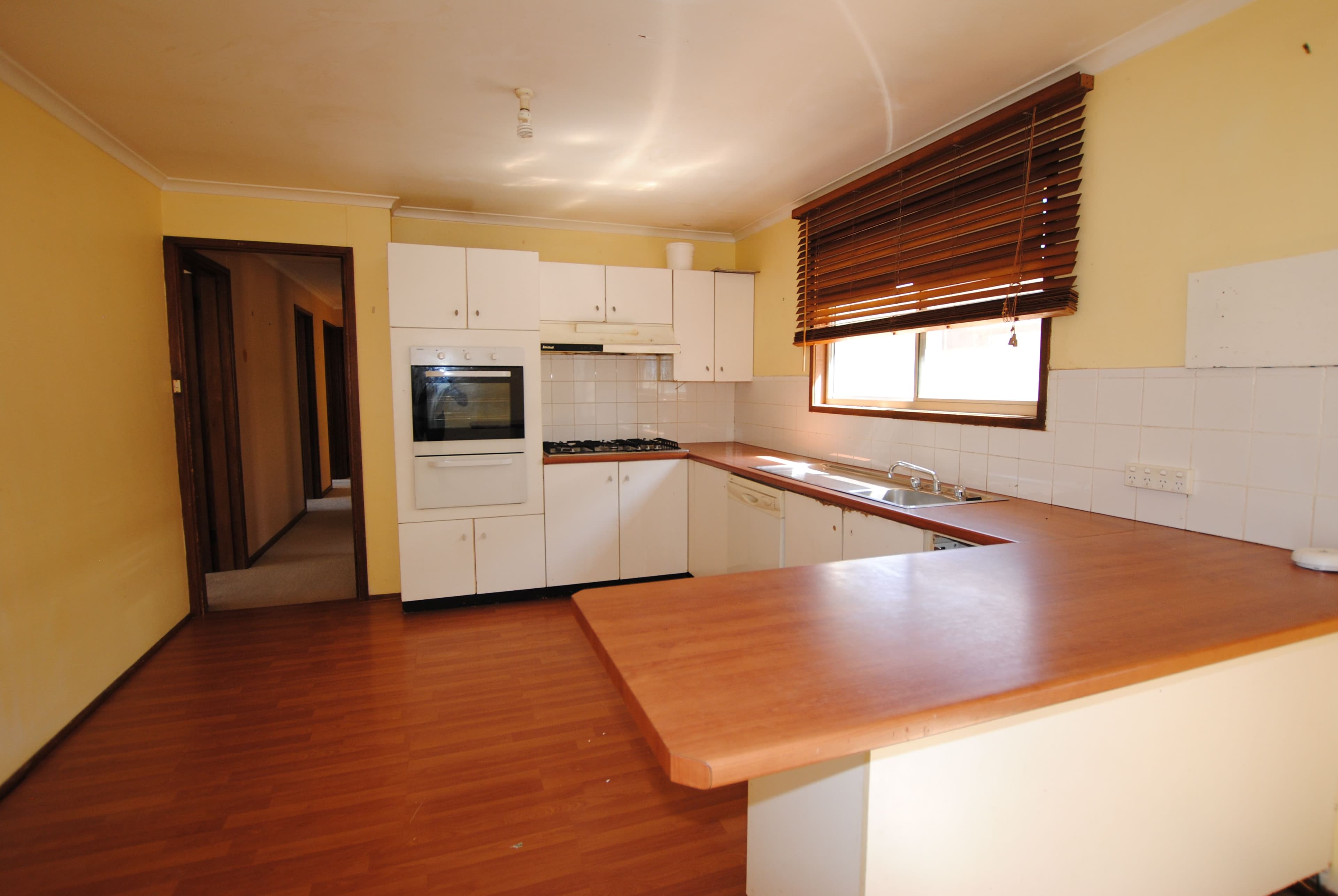 26 Lowde Street, Nericon - Thumbnail 4