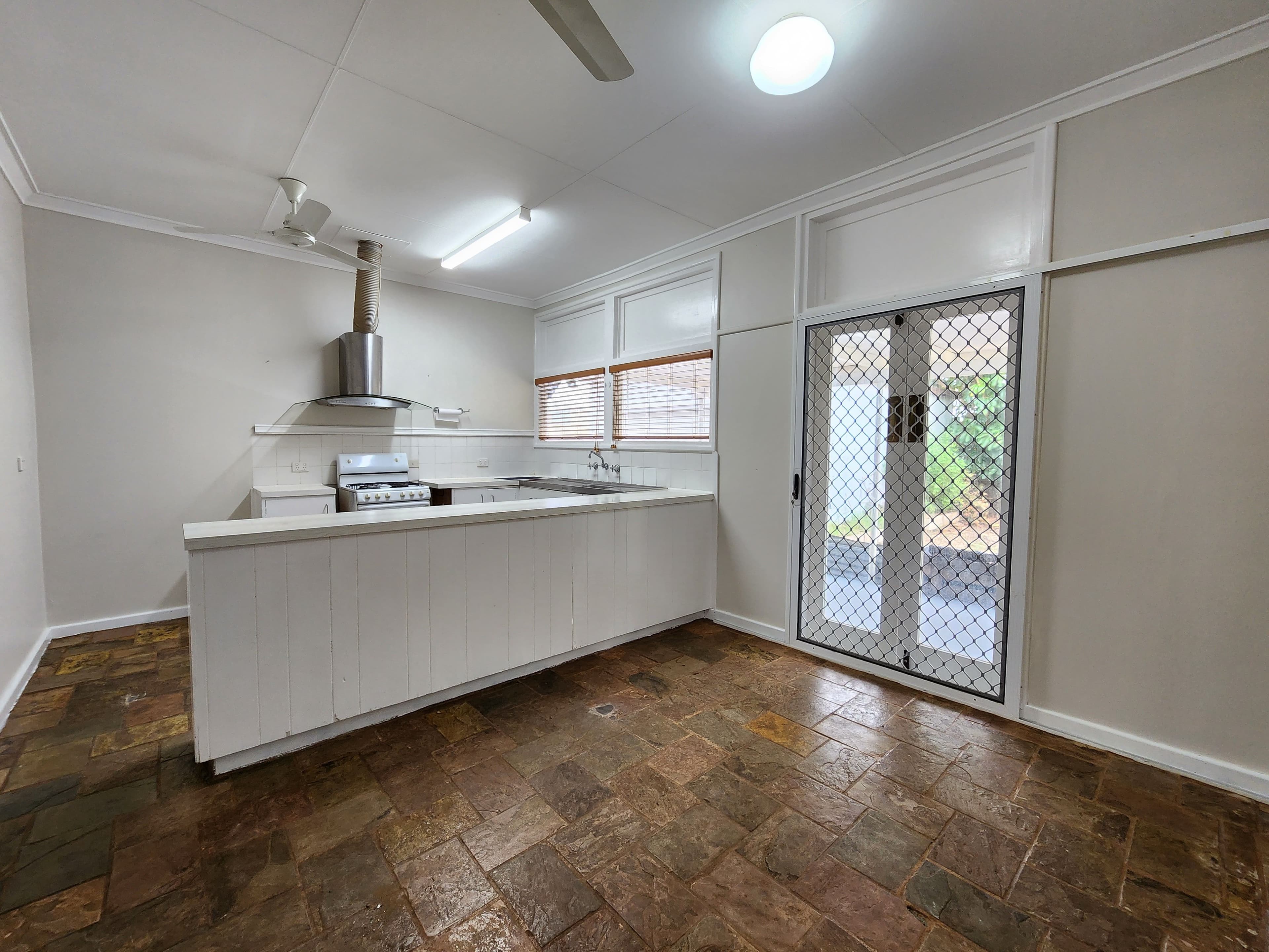 17 Morgan Way, Carnarvon WA 6701, Carnarvon - Thumbnail 3
