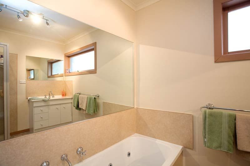 96 Alexandra Road, LILYDALE VIC 3140, Lilydale - Thumbnail 7