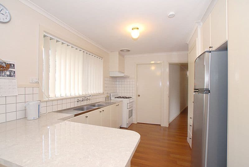 168 James Cook Drive, ENDEAVOUR HILLS VIC 3802, Endeavour Hills - Thumbnail 3