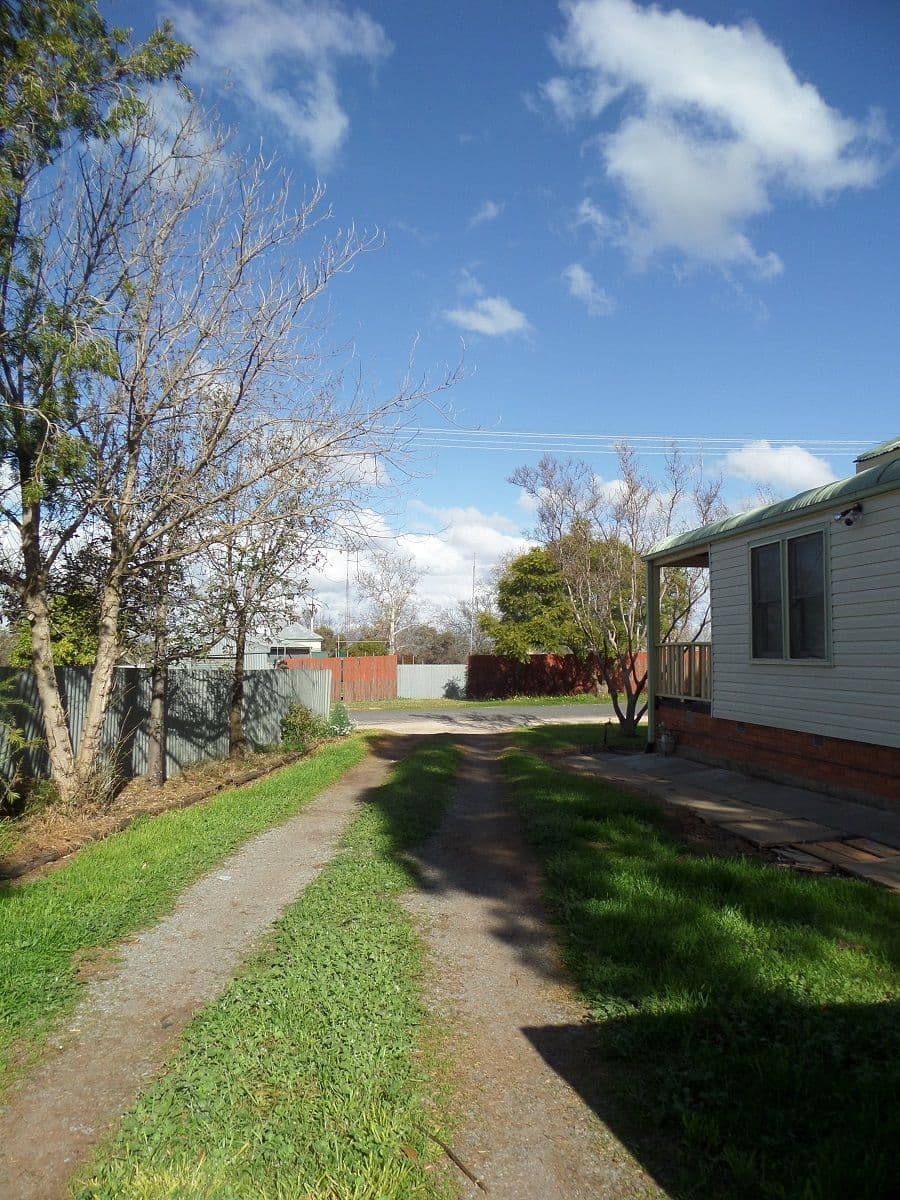 17 Roslyn Street, NARRANDERA NSW 2700, Narrandera - Thumbnail 3