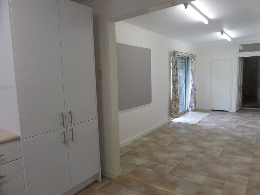 17 Roslyn Street, NARRANDERA NSW 2700, Narrandera - Thumbnail 7