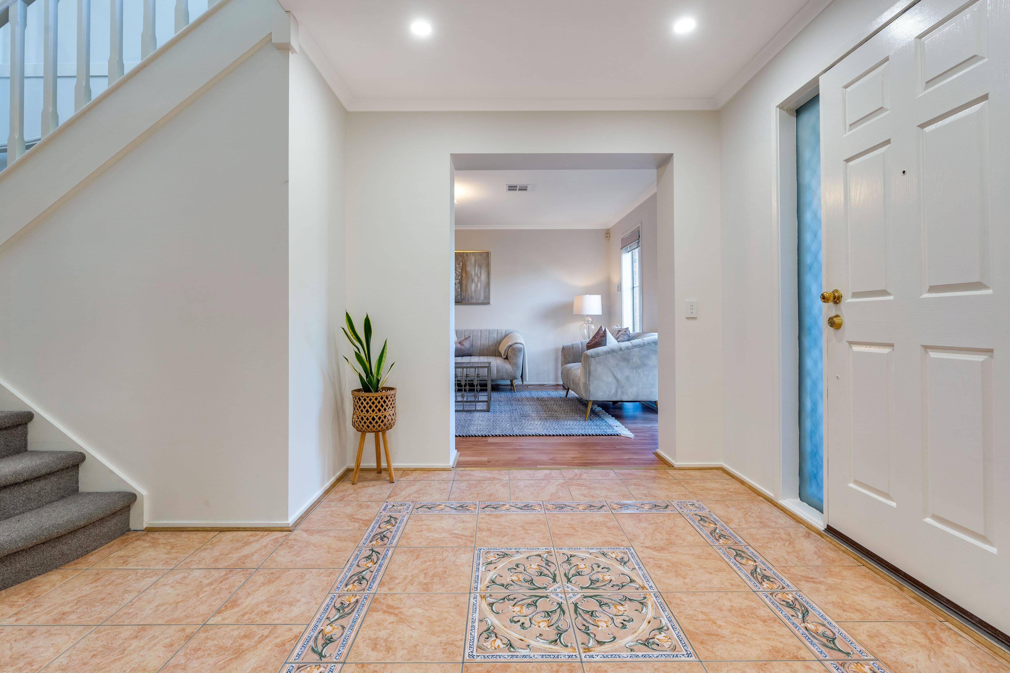 6 Pembroke Crescent, Craigieburn VIC 3064, Craigieburn - Thumbnail 2