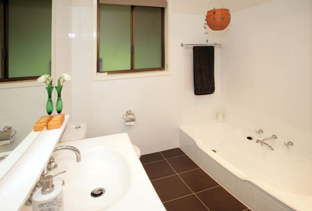 25 Kilpatrick Street, KOORINGAL NSW 2650, Kooringal - Thumbnail 7