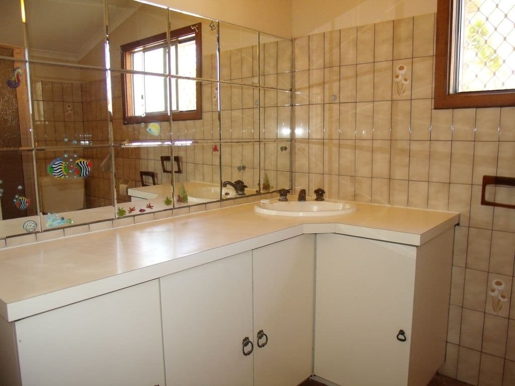 8 Ridley Place, CARNARVON WA 6701, Carnarvon - Thumbnail 6