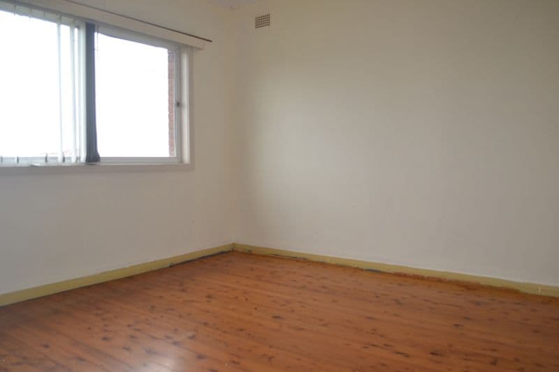 42 Lake Heights Road, LAKE HEIGHTS NSW 2502, Lake Heights - Thumbnail 6