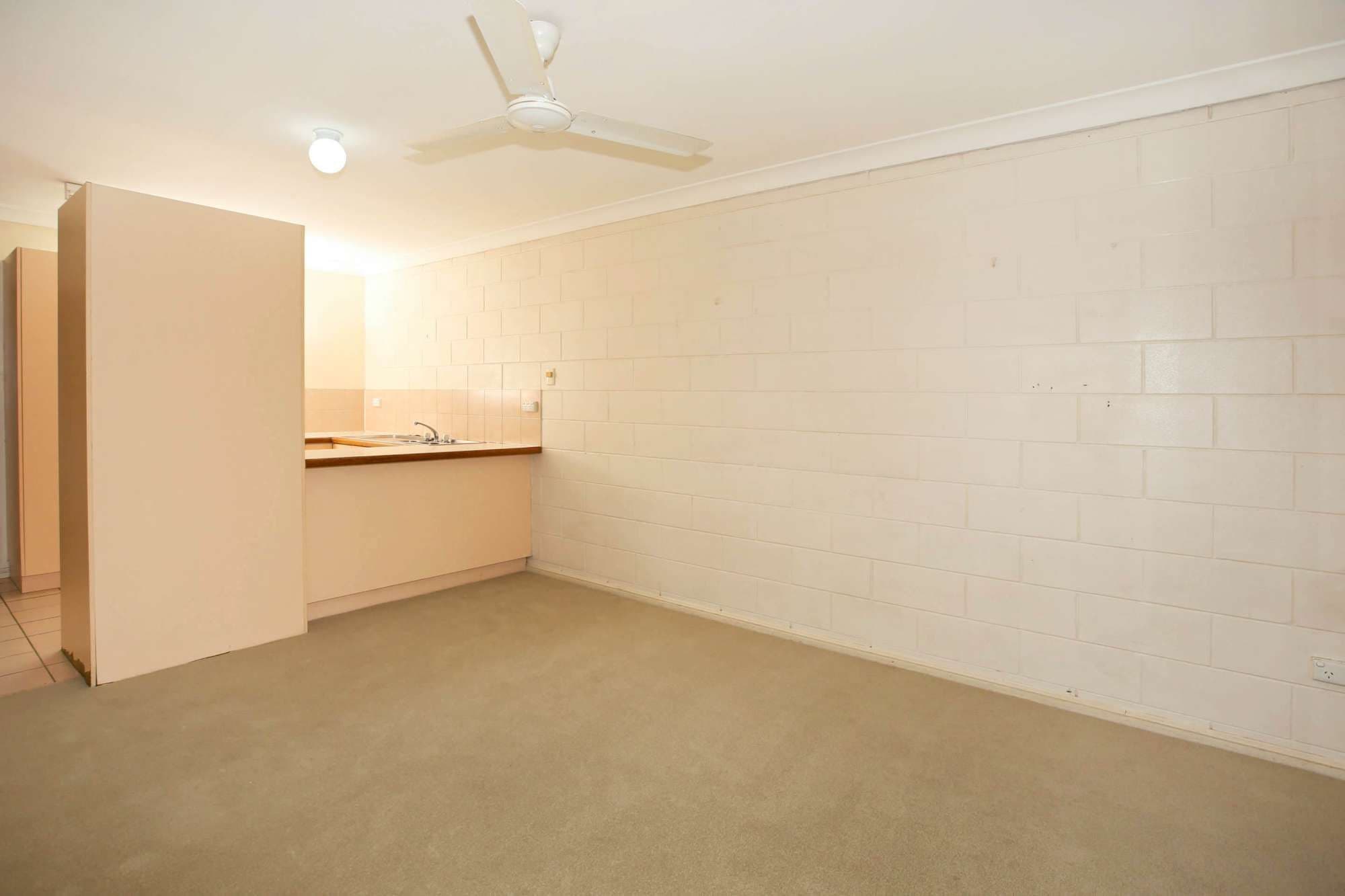 27 Warburton Street, NORTH WARD QLD 4810, North Ward - Thumbnail 3