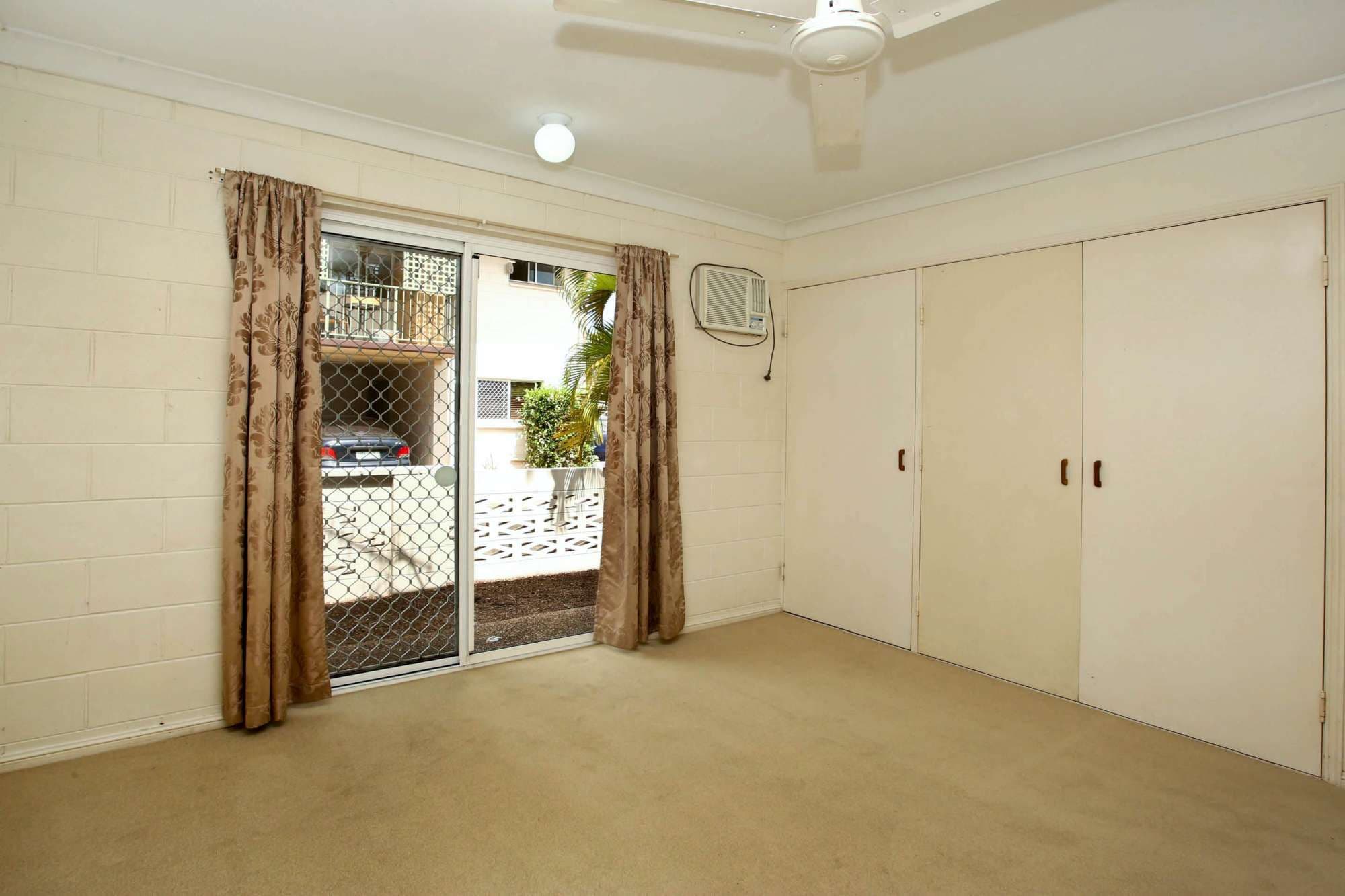 27 Warburton Street, NORTH WARD QLD 4810, North Ward - Thumbnail 6