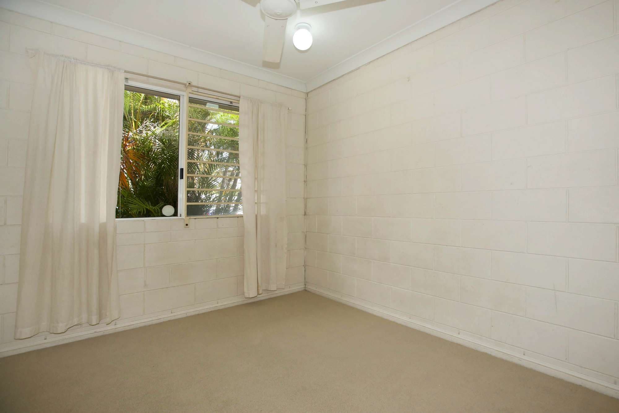 27 Warburton Street, NORTH WARD QLD 4810, North Ward - Thumbnail 7