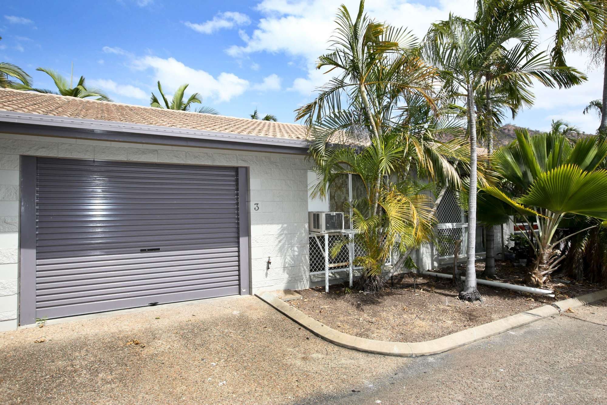 27 Warburton Street, NORTH WARD QLD 4810, North Ward - Thumbnail 8