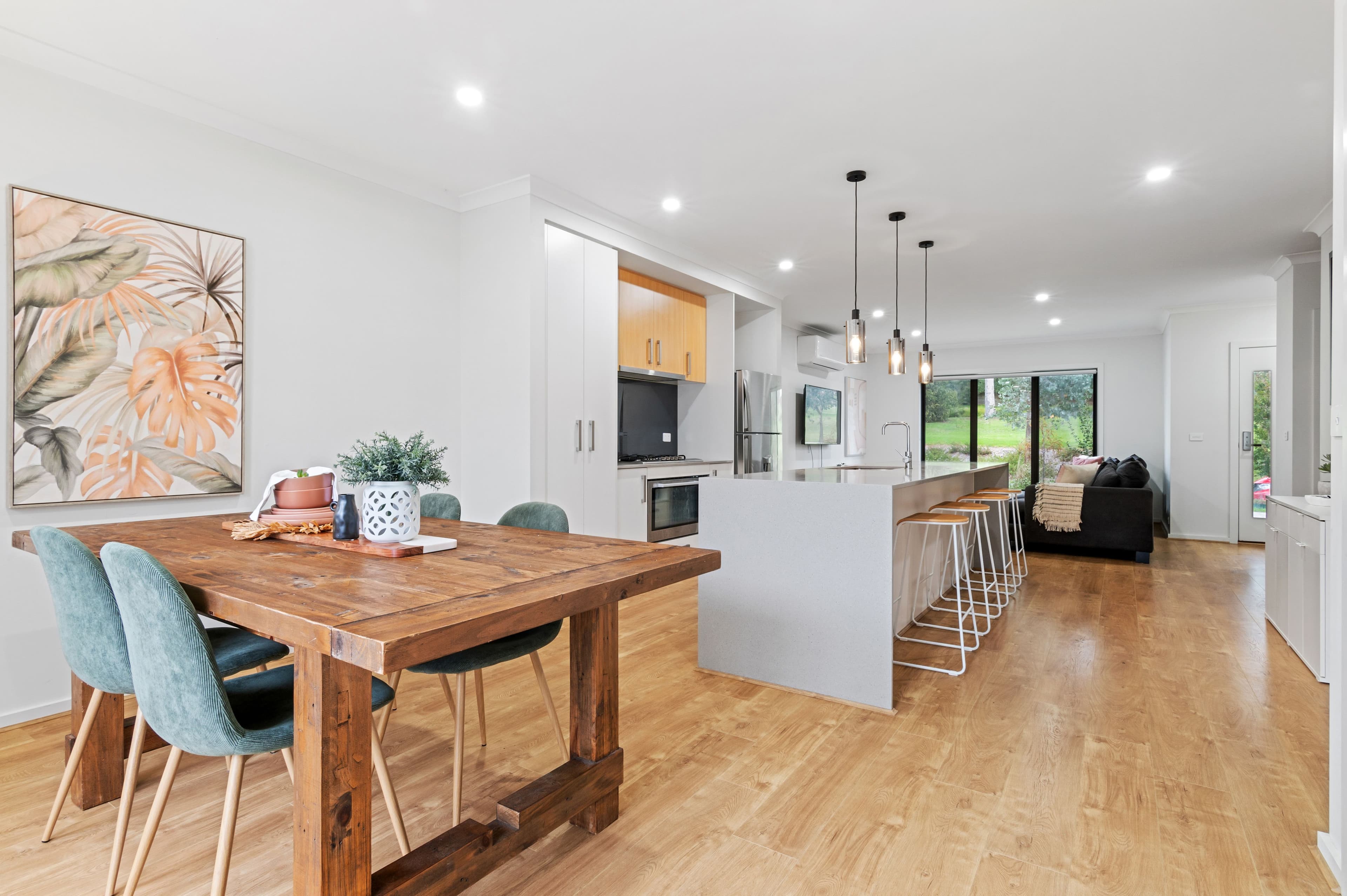 9 Thompson Crescent, Chirnside Park VIC 3116, Chirnside Park - Thumbnail 5