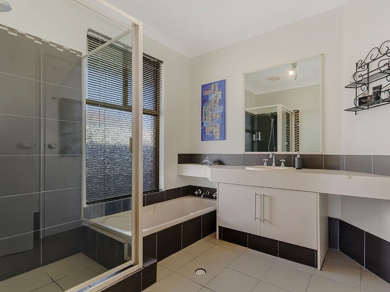 16 Port Royal Drive, Safety Bay WA 6169, Safety Bay - Thumbnail 4