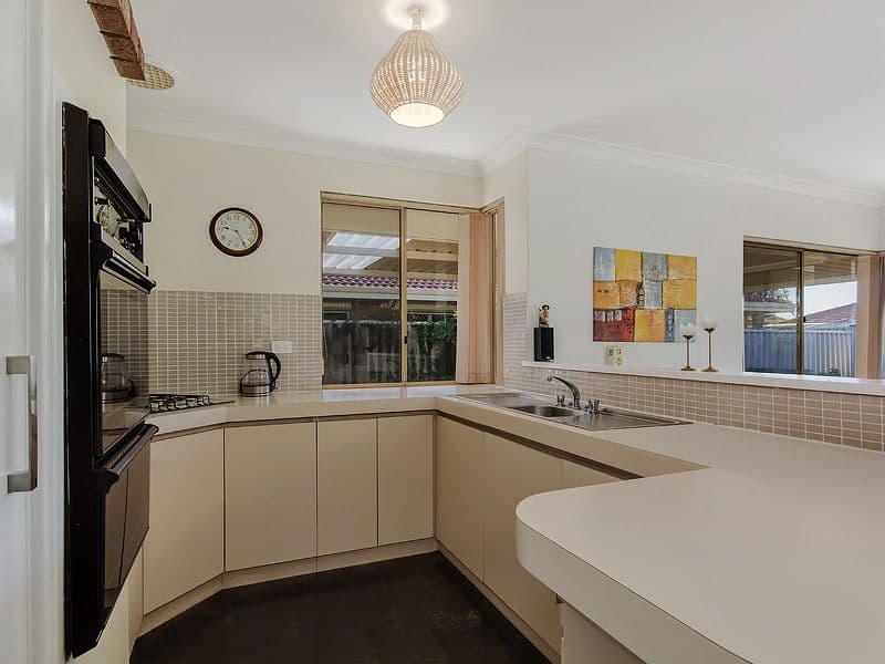 16 Port Royal Drive, Safety Bay WA 6169, Safety Bay - Thumbnail 7