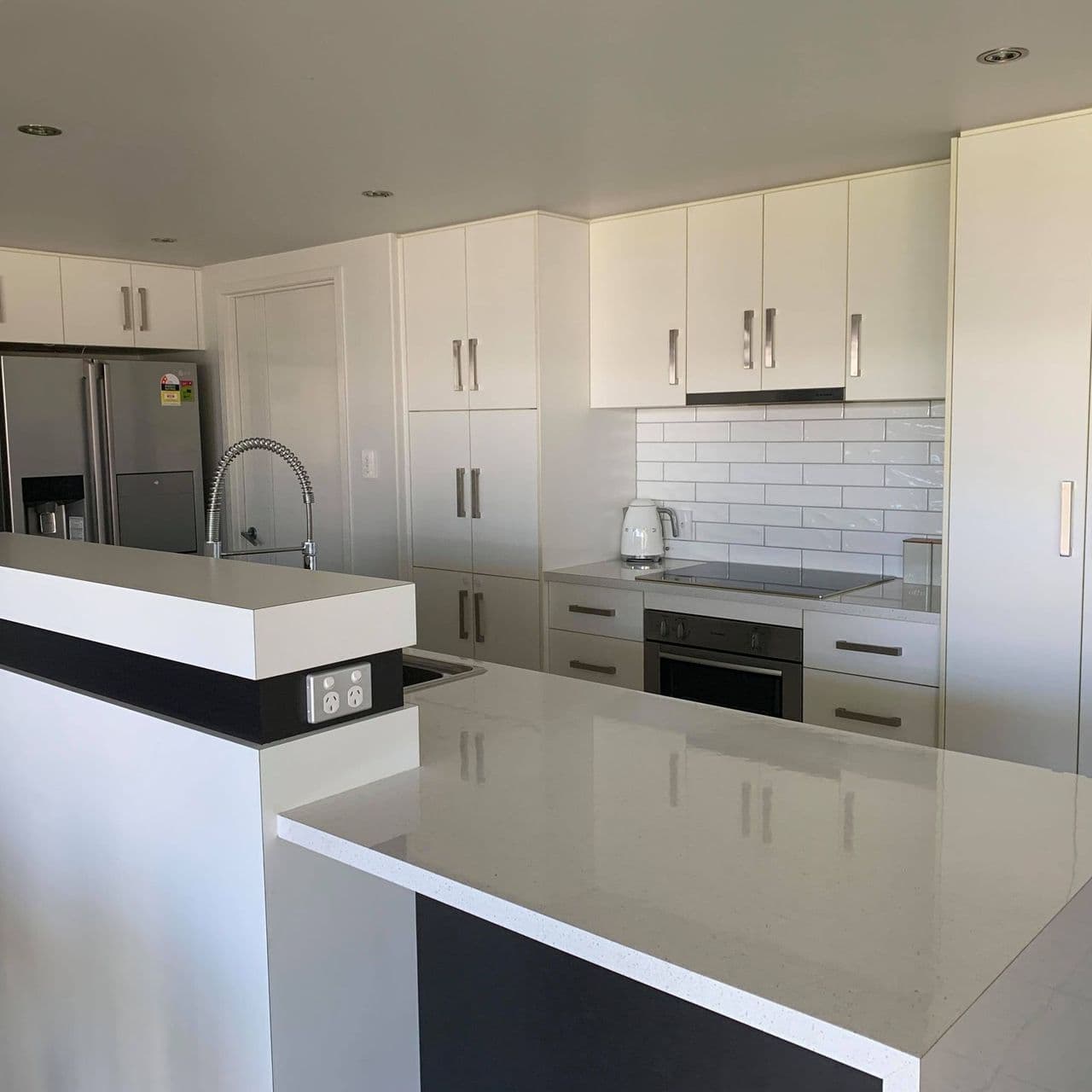 17 Brokenwood Street, Emerald QLD 4720, Emerald - Thumbnail 2