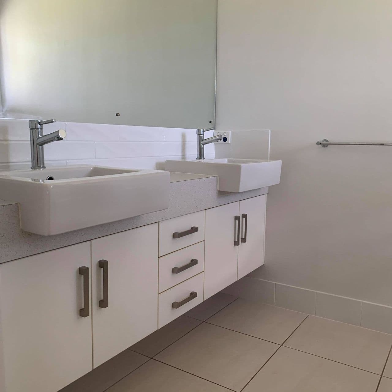 17 Brokenwood Street, Emerald QLD 4720, Emerald - Thumbnail 8