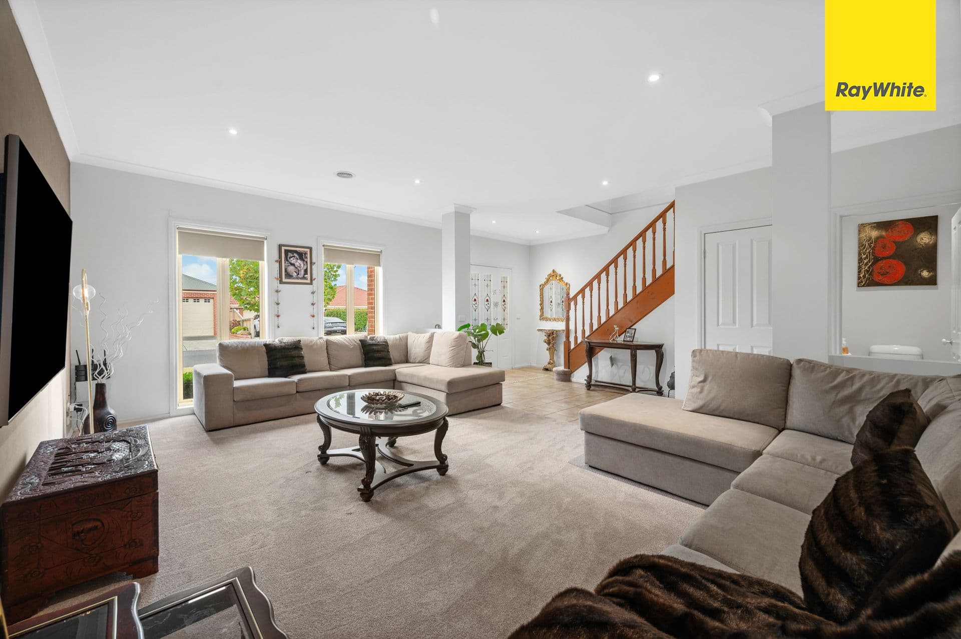 39 Darlingsford Boulevard, Melton VIC 3337, Melton - Thumbnail 3