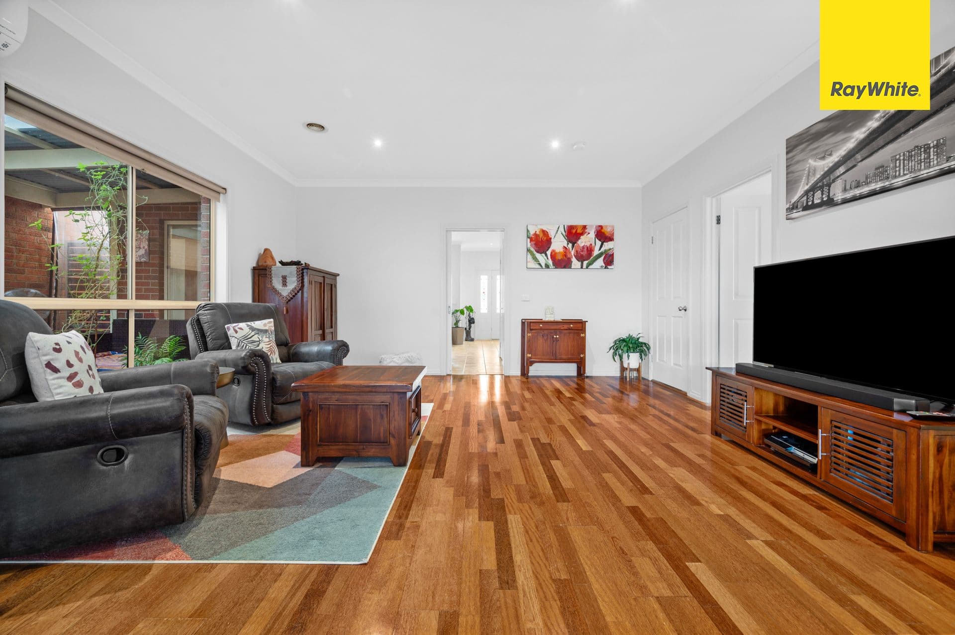 39 Darlingsford Boulevard, Melton VIC 3337, Melton - Thumbnail 8