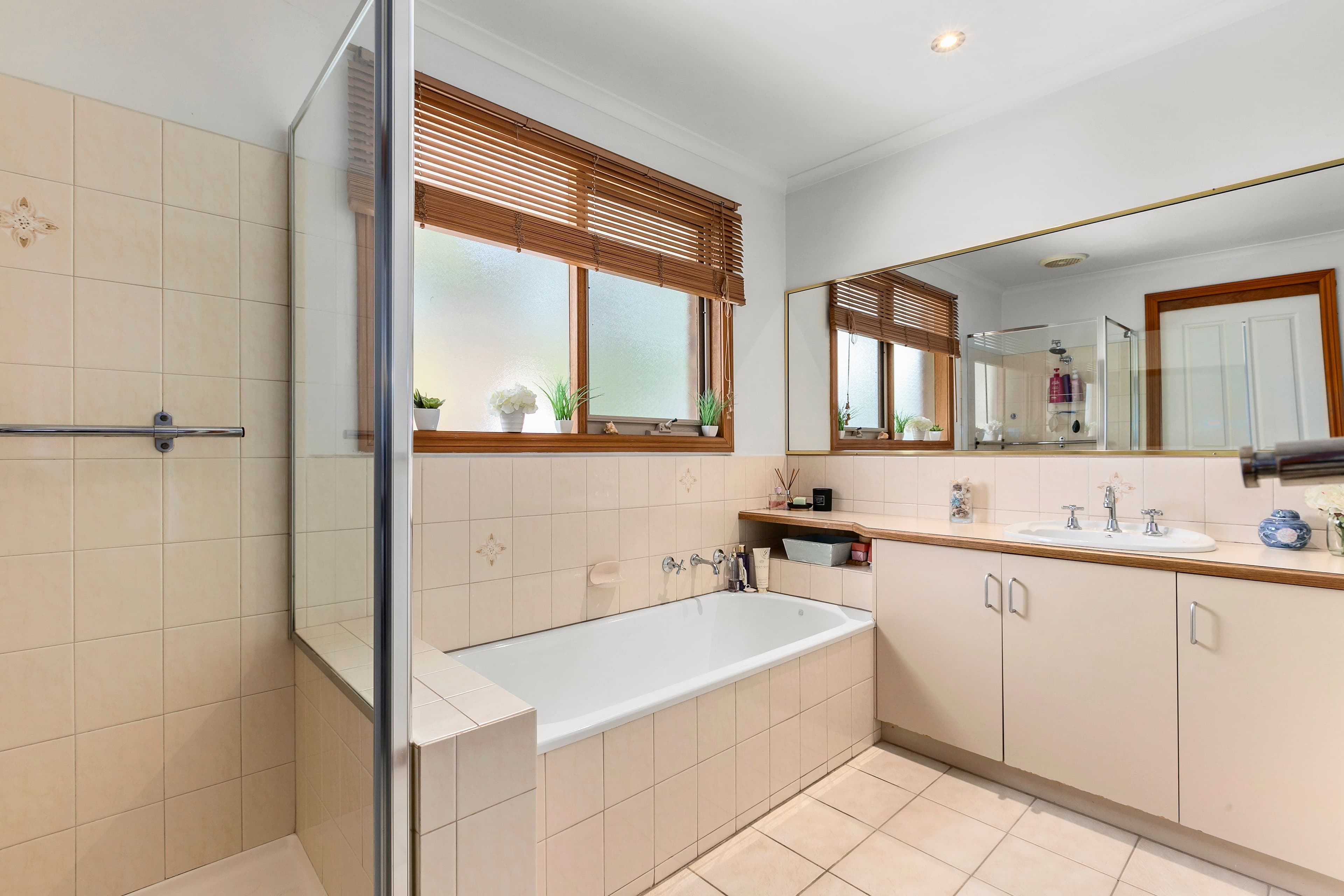 29 Heatherhill Road, Frankston VIC 3199, Frankston - Thumbnail 6