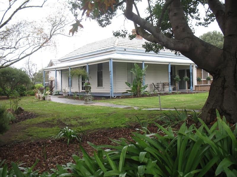 41 Hopetoun Street, MORTLAKE VIC 3272, Mortlake - Thumbnail 4