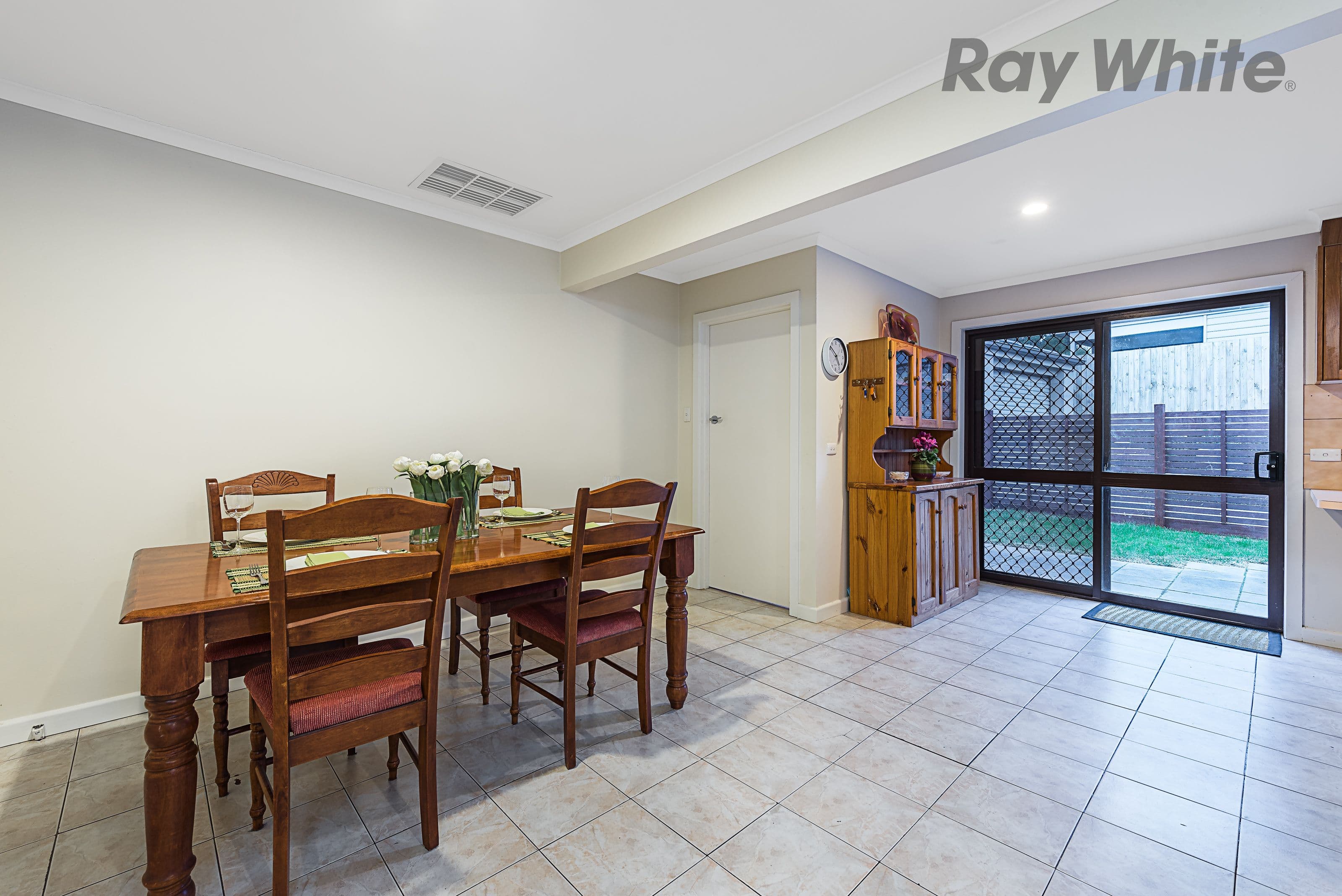 28 TAMWORTH Road, Kilsyth VIC 3137, Kilsyth - Thumbnail 4