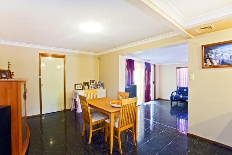 19 Ledbury Place, CHIPPING NORTON NSW 2170, Chipping Norton - Thumbnail 7
