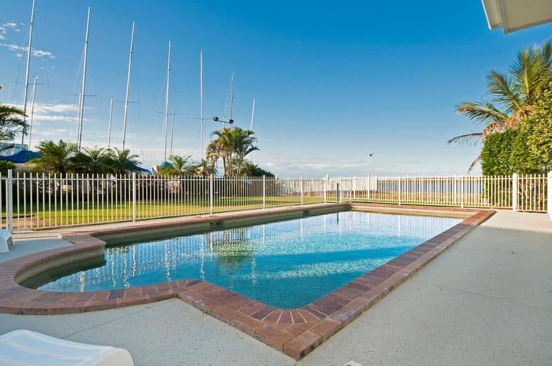 1 Poinsettia Avenue, HOLLYWELL QLD 4216, Hollywell - Thumbnail 4