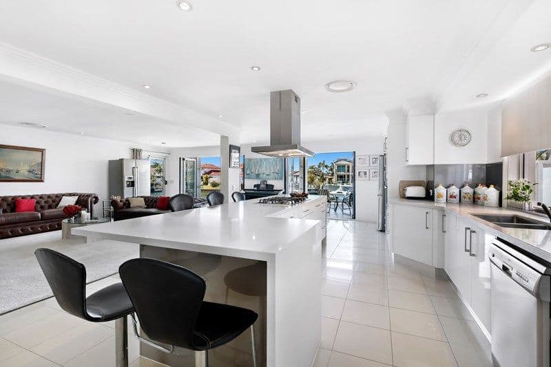 108 Lae Drive, Runaway Bay QLD 4216, Runaway Bay - Thumbnail 5