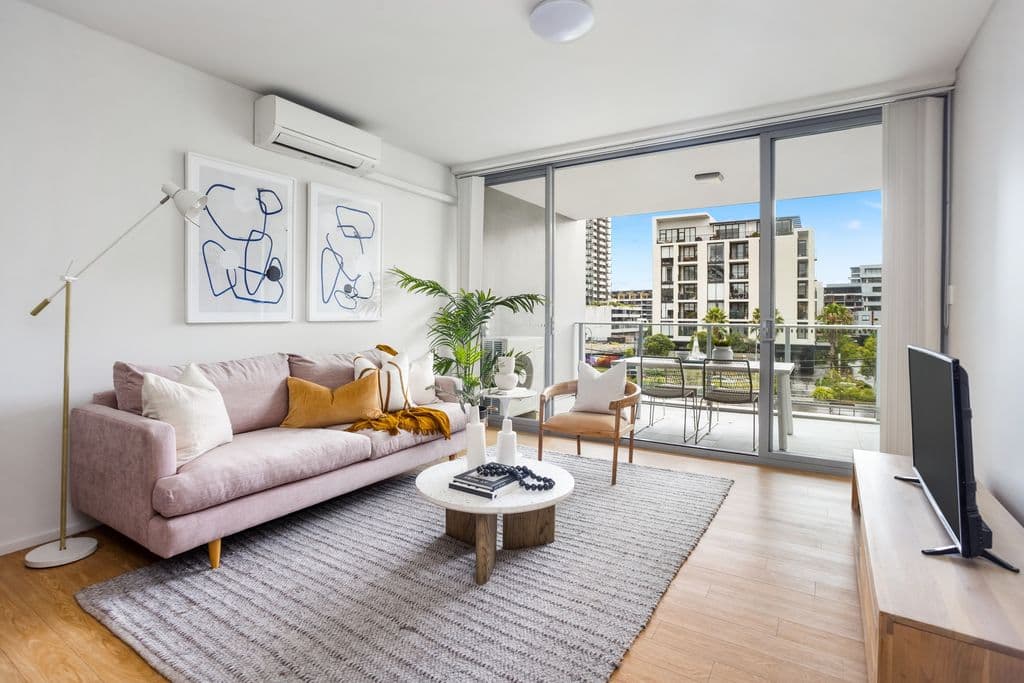 201/18 Amelia Street, Waterloo - Image 1