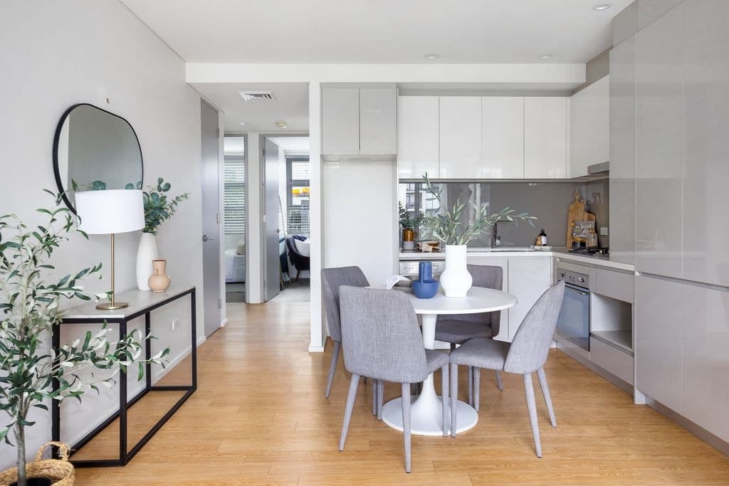 201/18 Amelia Street, Waterloo - Thumbnail 2