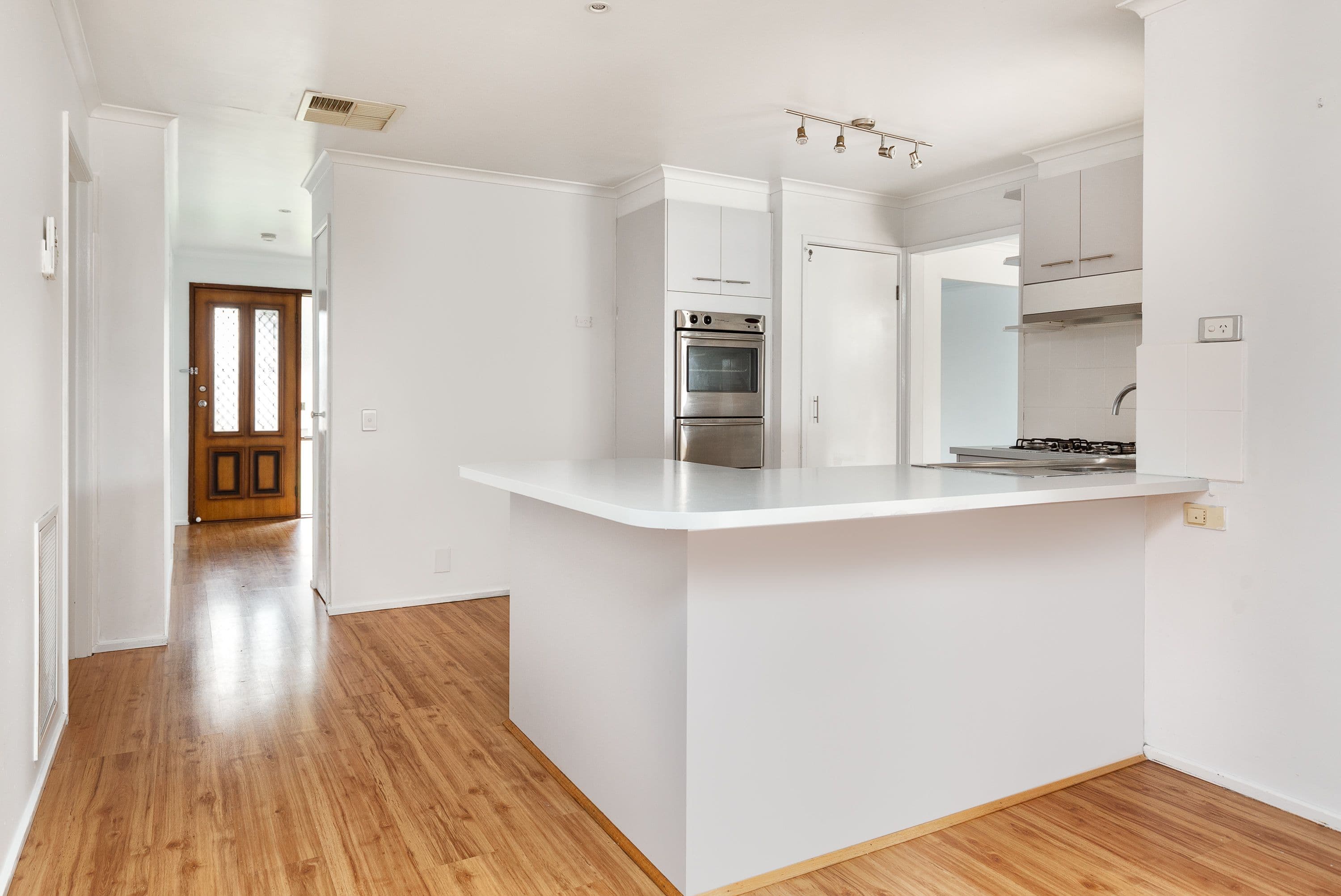 421-423 Centre Road, Berwick VIC 3806, Berwick - Thumbnail 4