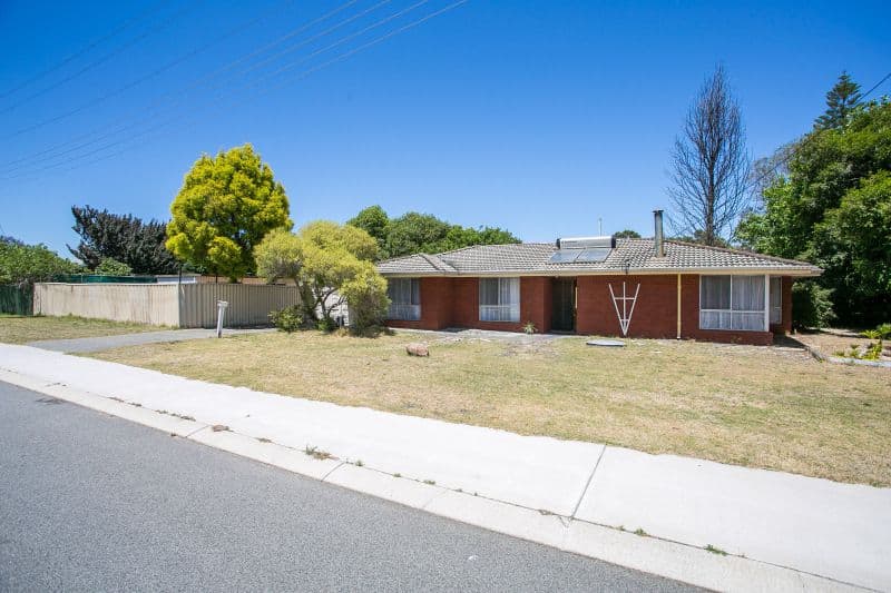 2 Umina Street, High Wycombe WA 6057, High Wycombe - Thumbnail 3
