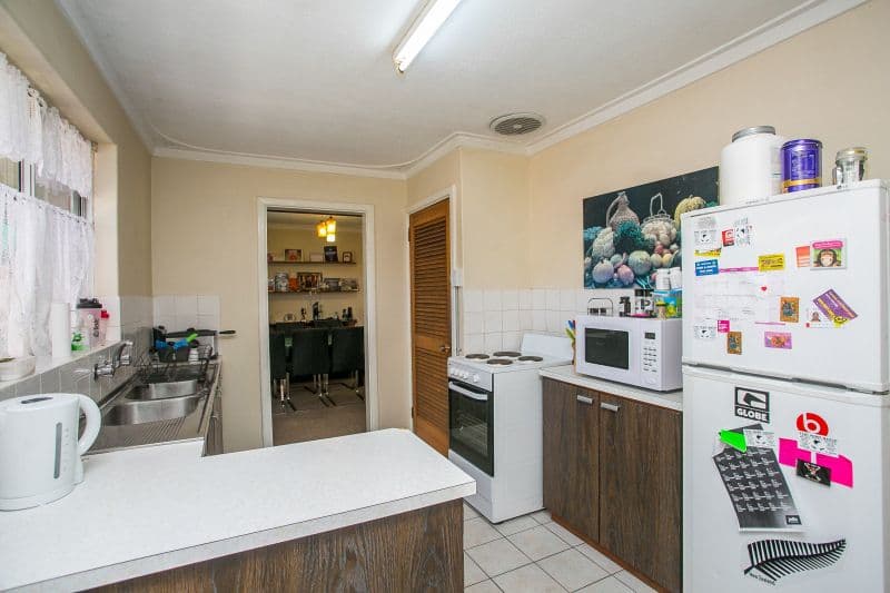 2 Umina Street, High Wycombe WA 6057, High Wycombe - Thumbnail 8