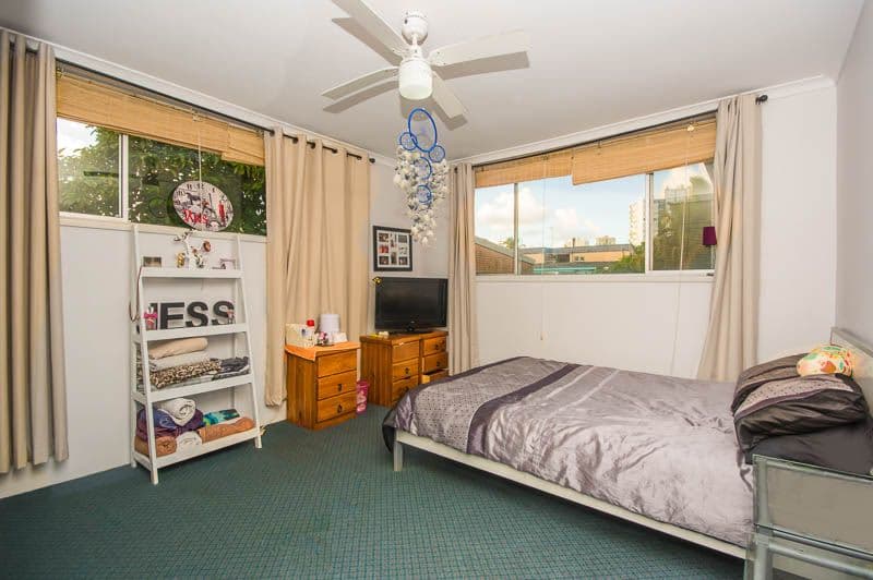 20 Leonard Avenue, Surfers Paradise QLD 4217, Surfers Paradise - Thumbnail 7