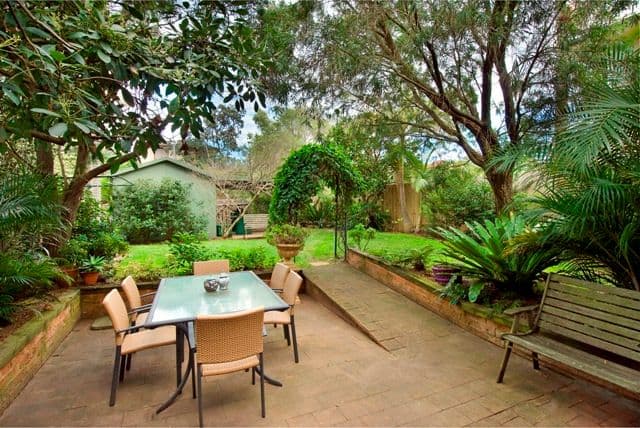 16 Surfers Parade, FRESHWATER NSW 2096, Freshwater - Thumbnail 2