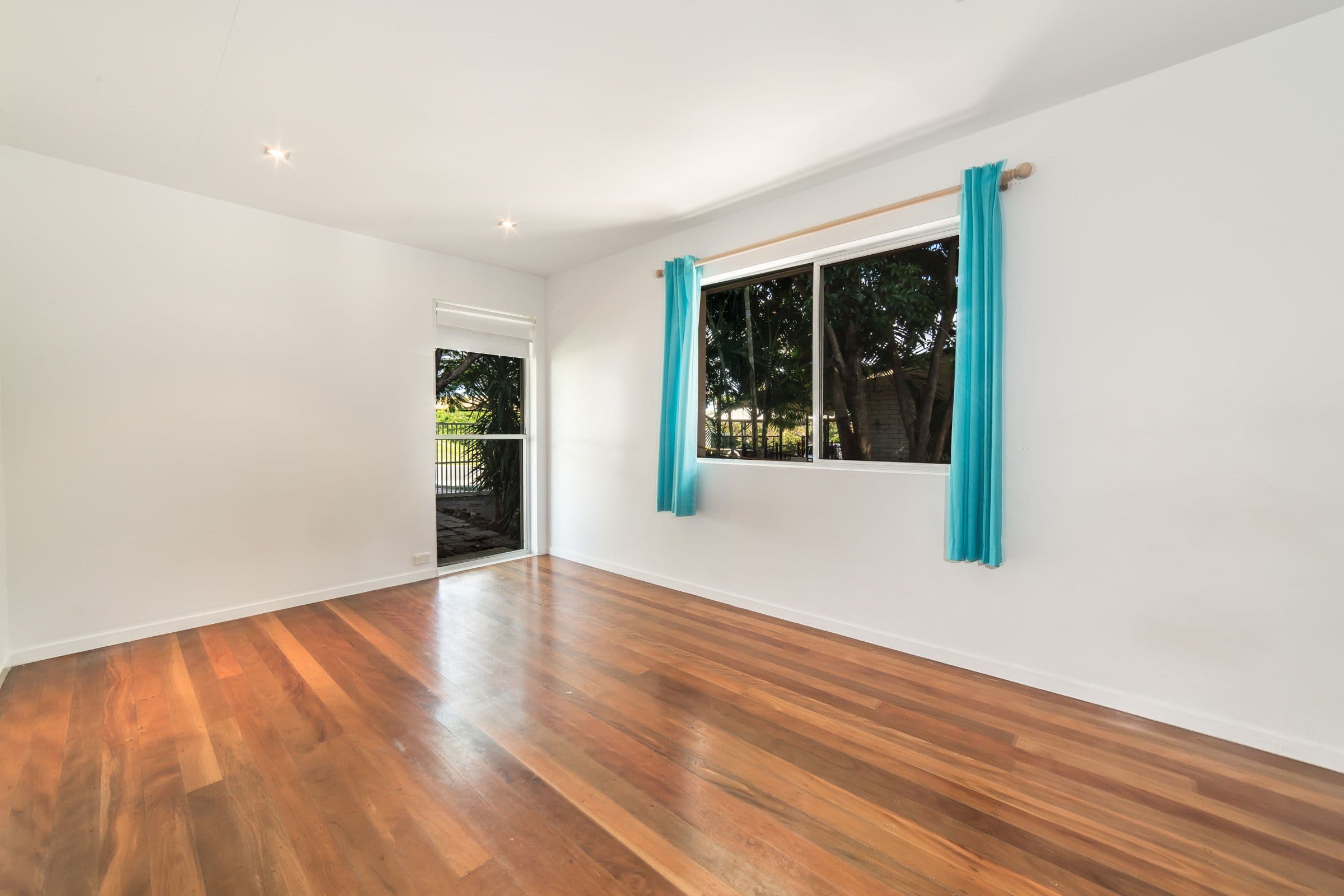 8 Eileen Avenue, Southport QLD 4215, Southport - Thumbnail 6